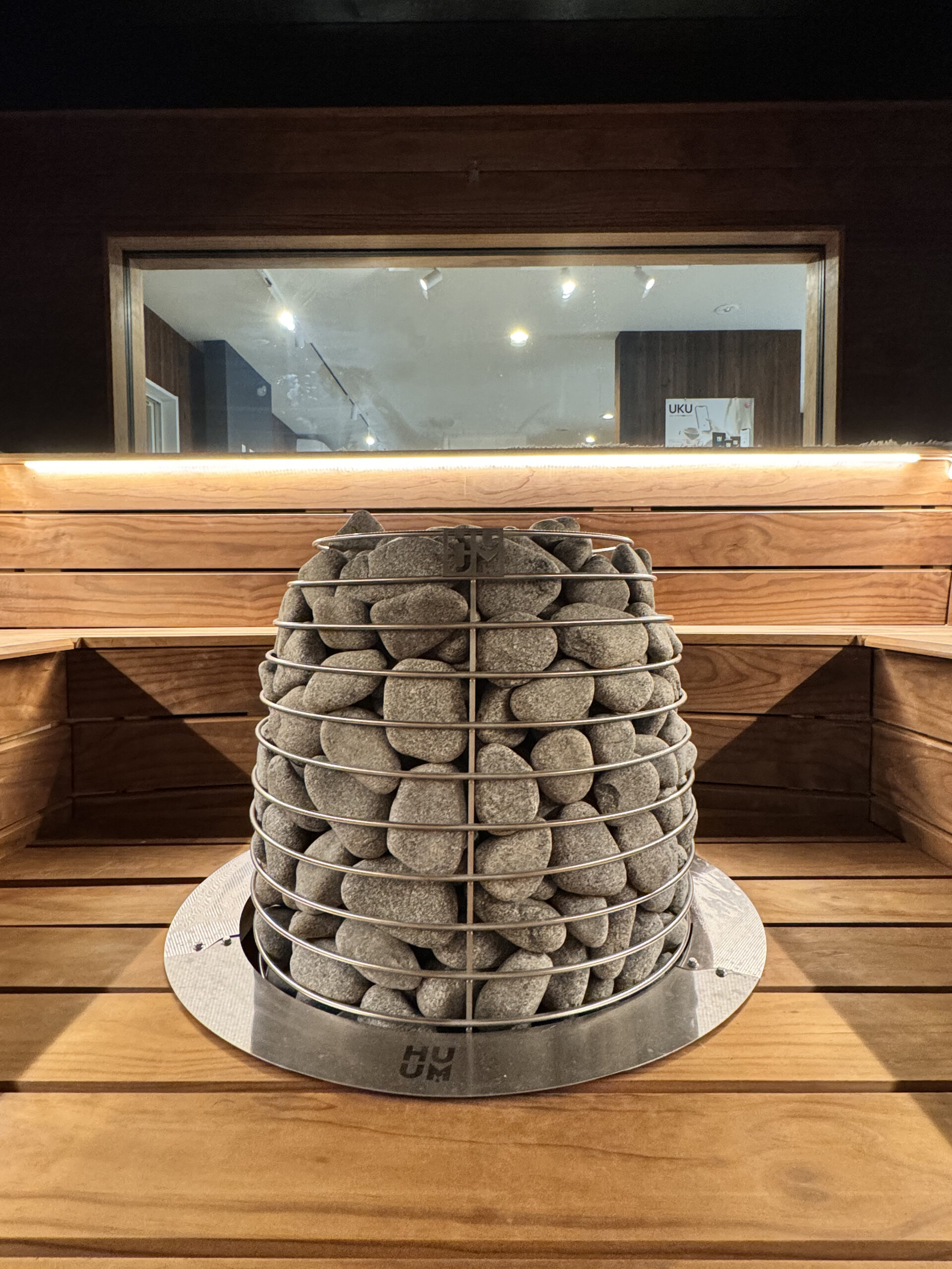 HUUM TOKYO-BAY SHOW ROOM - IBUKI Co.,Ltd. サウナのある暮らしの提案